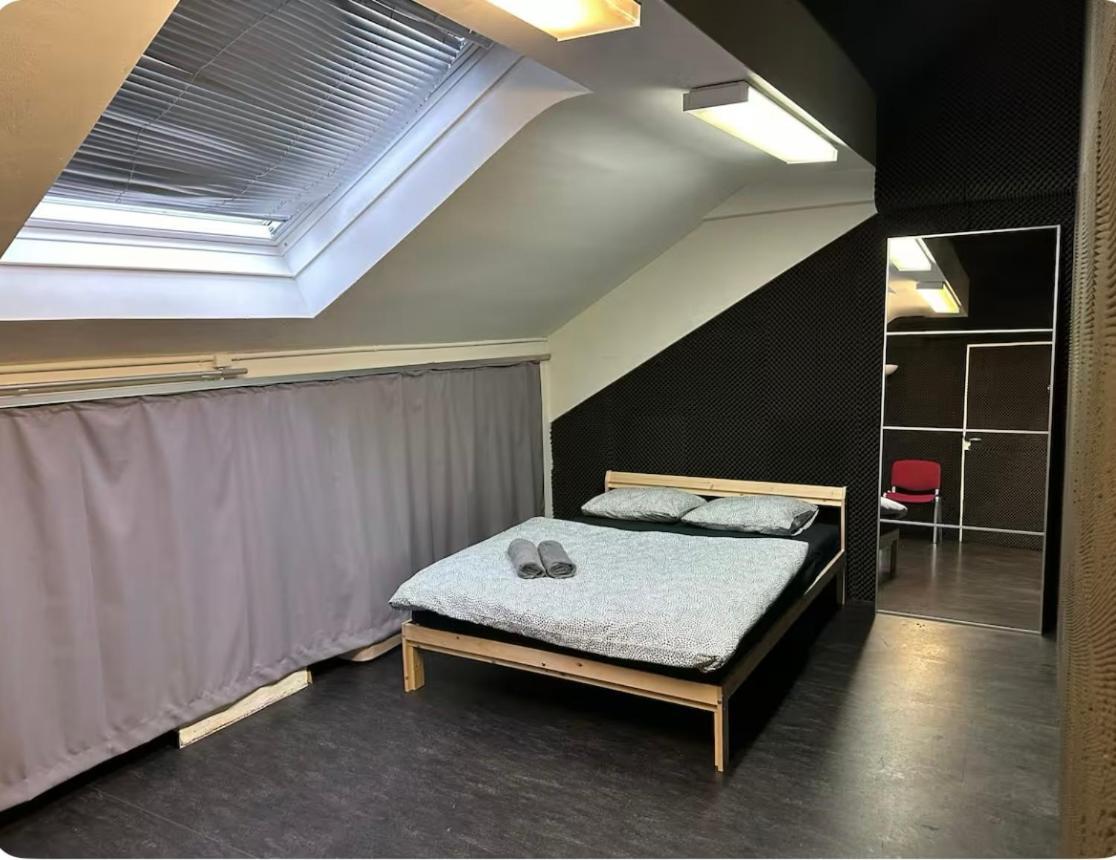 Ferienwohnung Raum Und Zeit Zürich Exterior foto